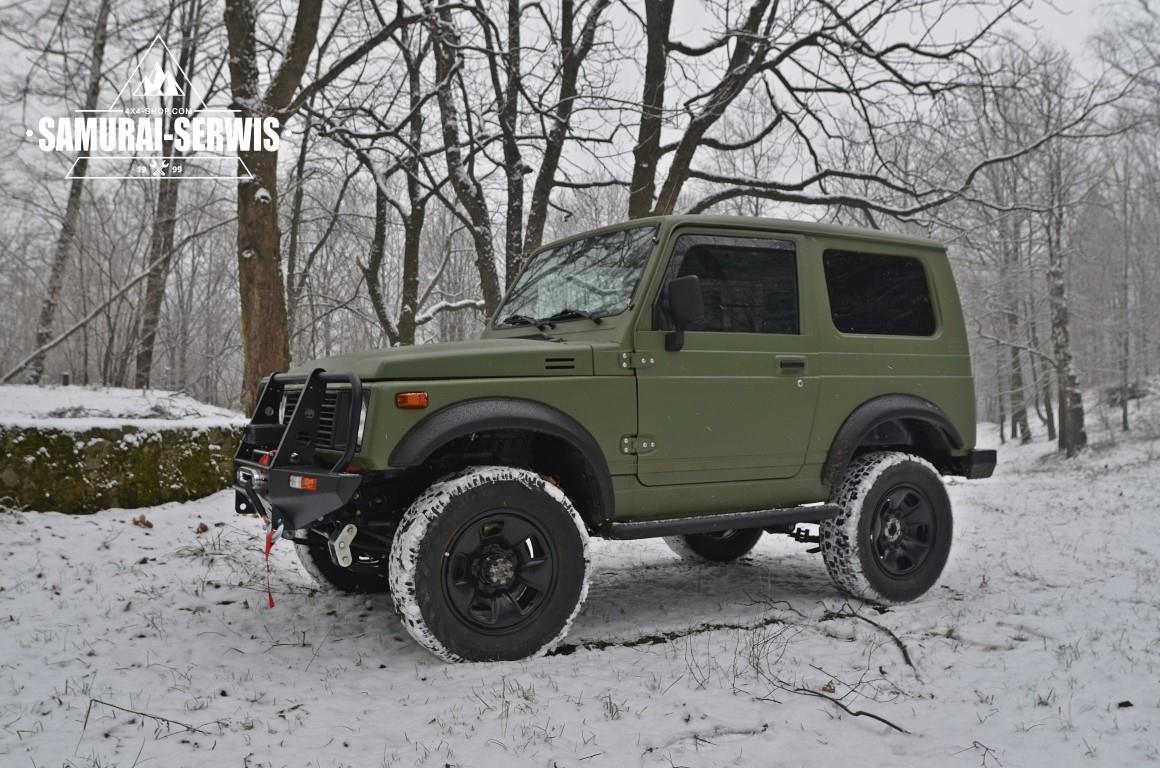 Suzuki Samurai 